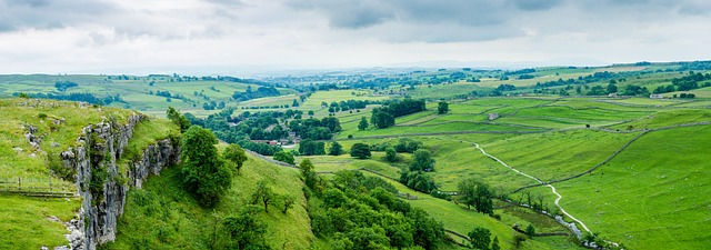 malham-cove-2451405_640